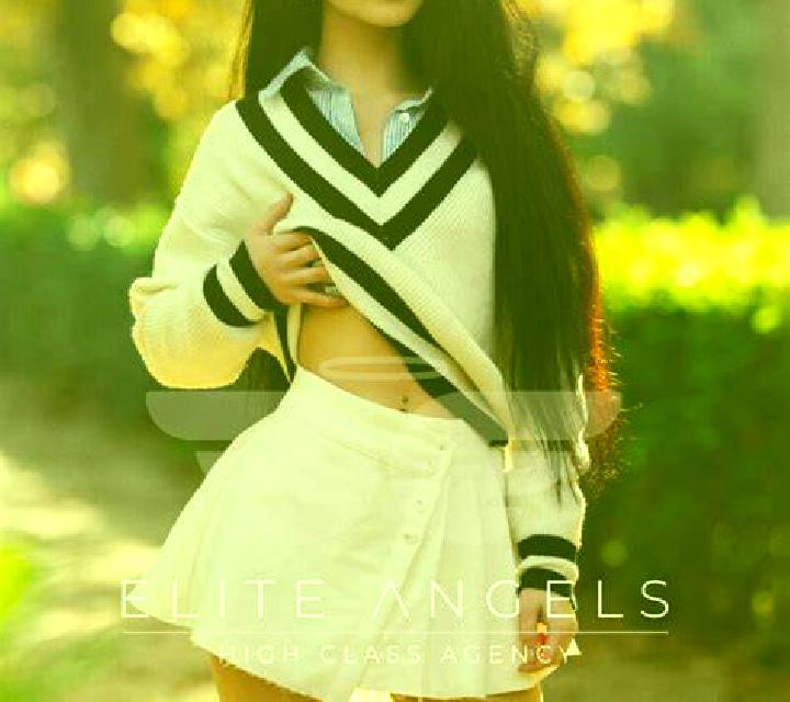 Miriam Espolla escort