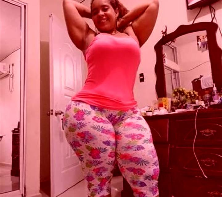 Miriam Olivenza escort