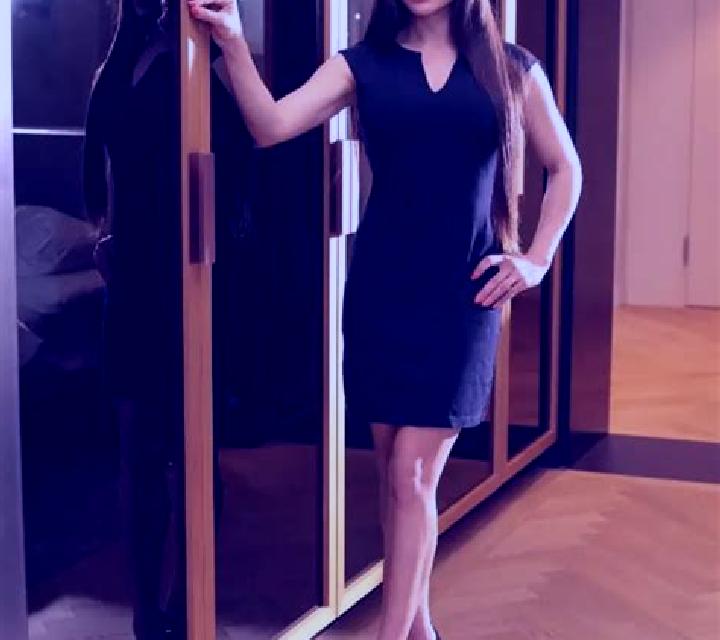Miriam Ullastrell escort