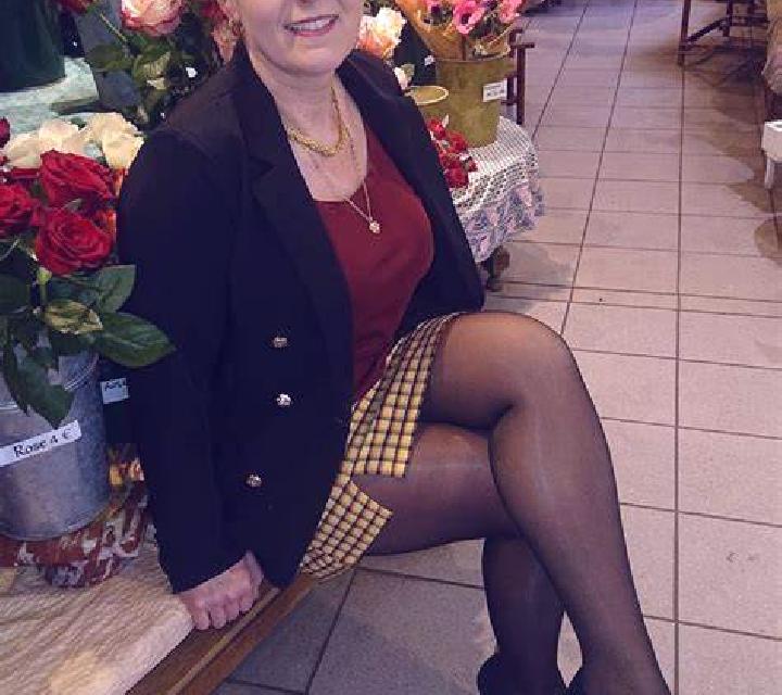 Nadia 2 Baralla escort