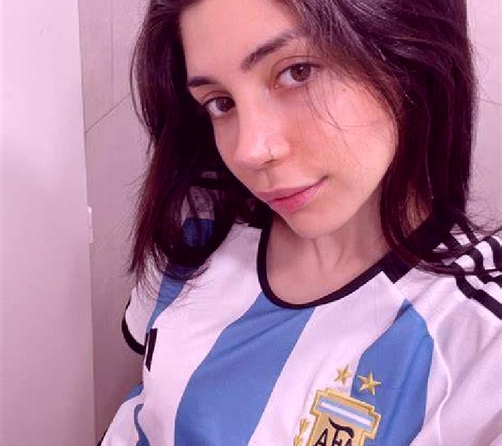 Nadia 2 Galaroza escort