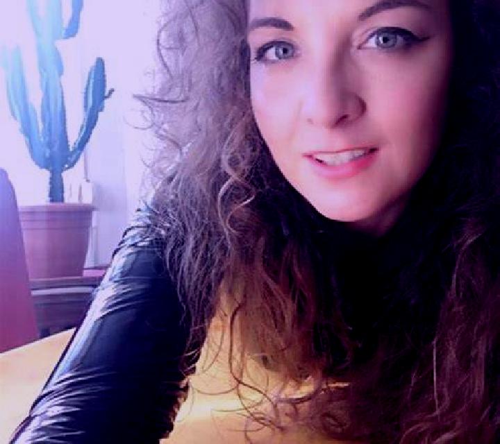 Nadia 2 Vallanca escort