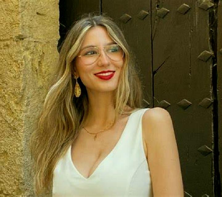 Natalia 2 Adobes escort