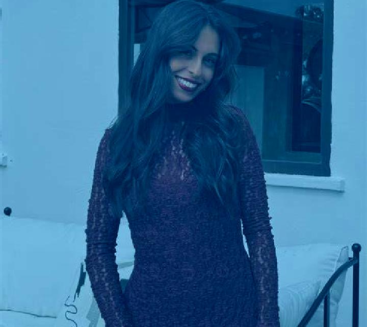 Ángela Carenas escort