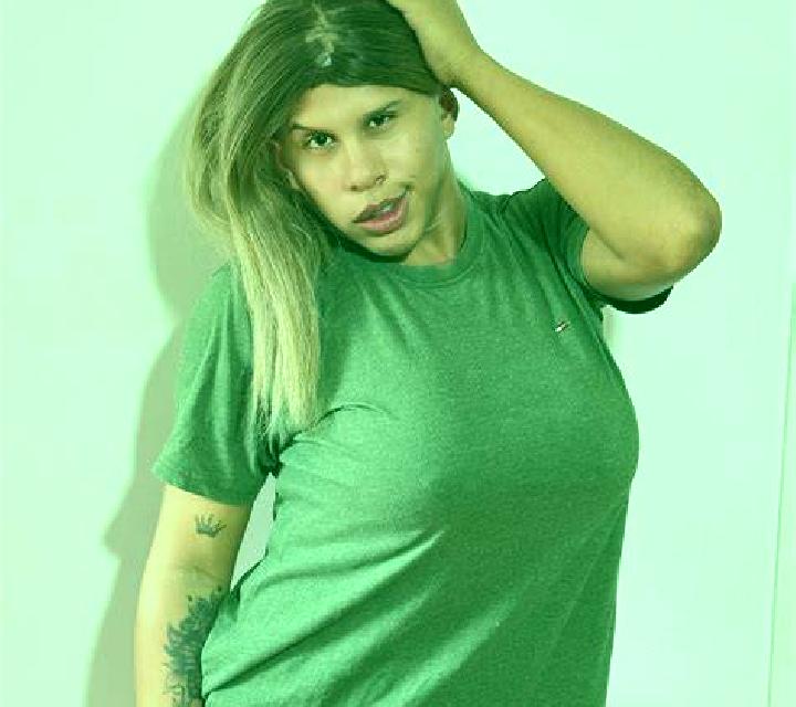 Noa 2 Aracena escort