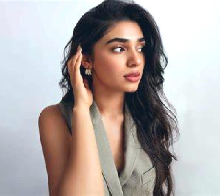 Noa 3 Meira escort