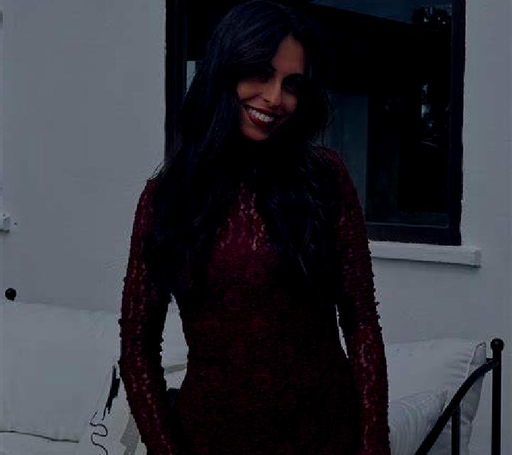 Nora 2 Mainar escort