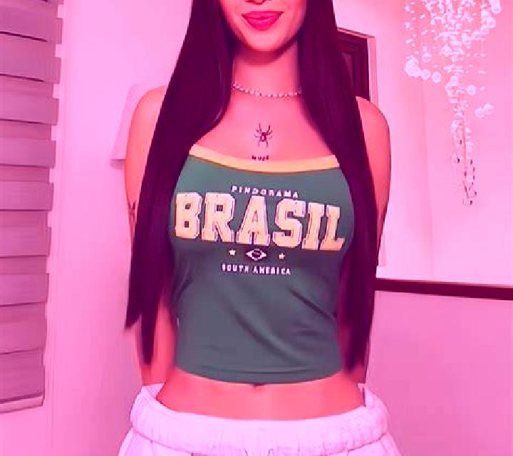 Nora 2 Rianu escort