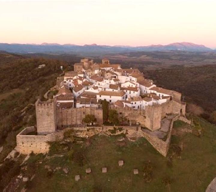 Nora 3 Morales de Valverde escort