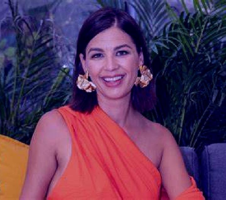 Nora Chirivel escort