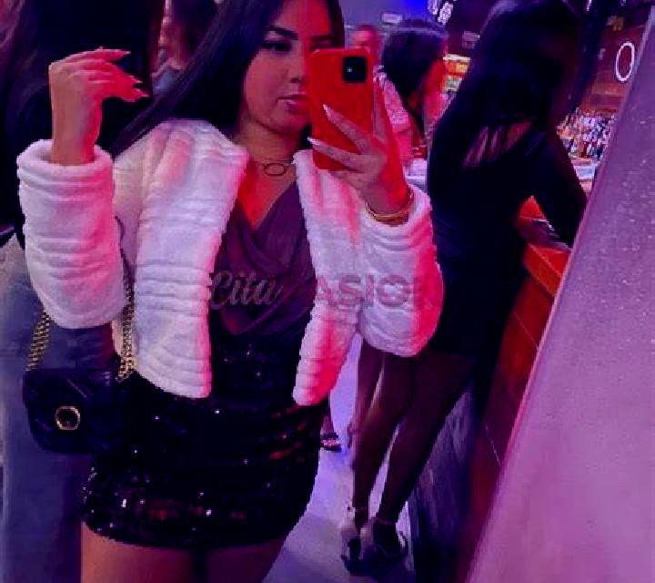 Olivia 2 Pradejon escort