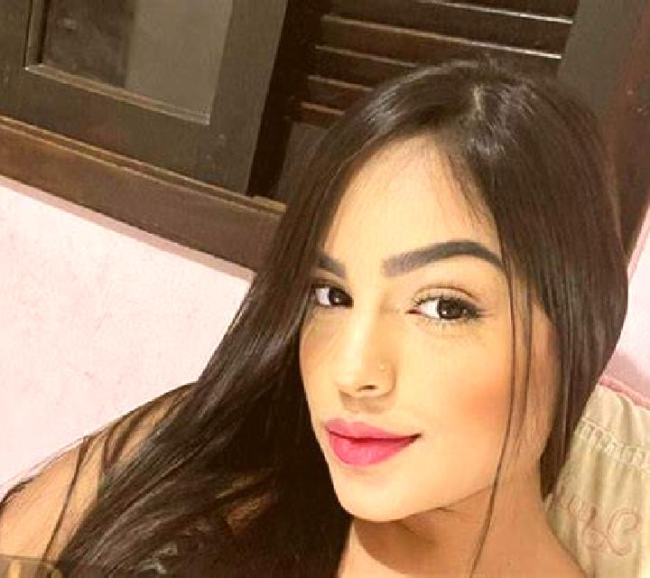 Olivia 3 Martinamor escort