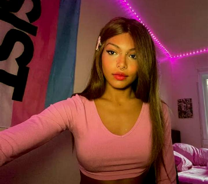 Paloma Almunecar escort