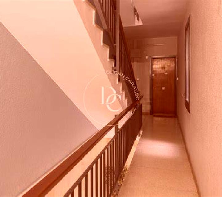 Regina Costacabana escort