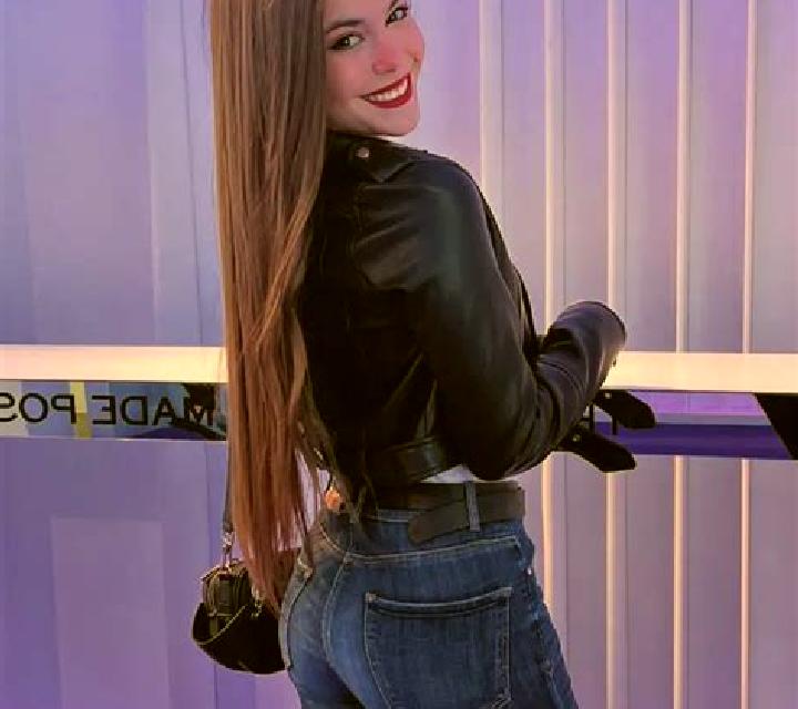 Renata 2 Cirat escort