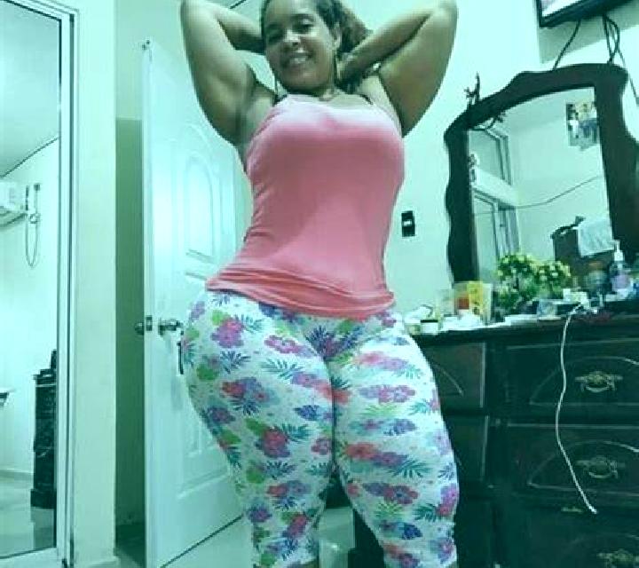 Renata 2 Pinar escort