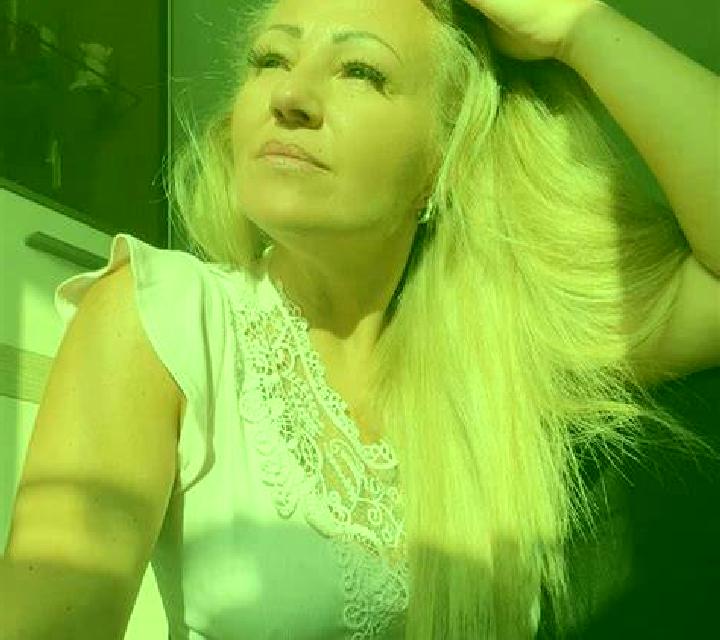 Renata Beseit / Beceite escort