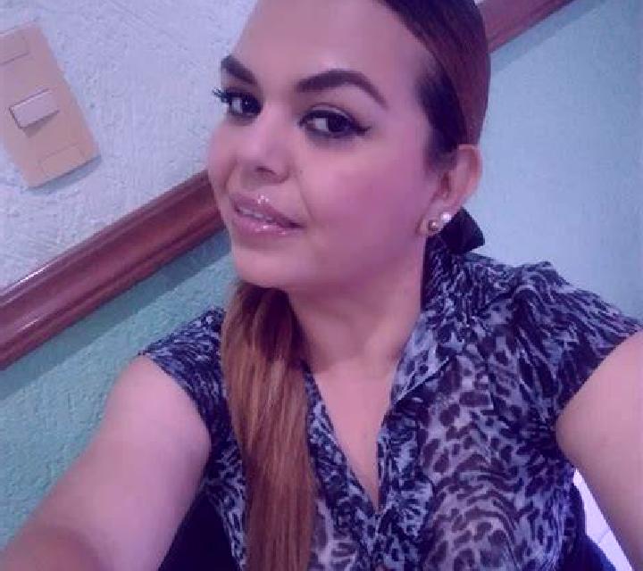 Renata Lora del Rio escort