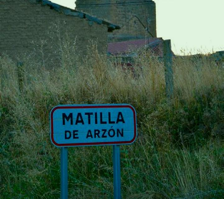 Renata Matilla de Arzon escort