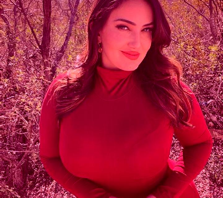 Rosa 3 Castilforte escort