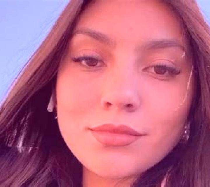 Salma Sinlabajos escort