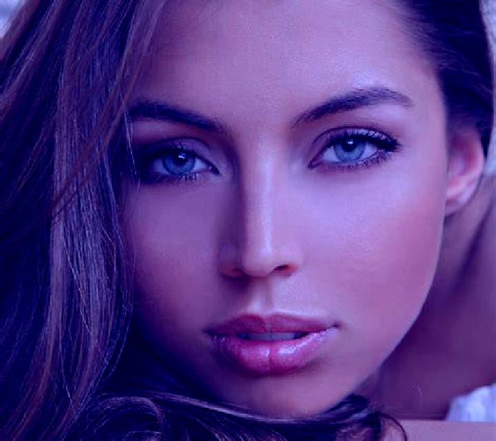 Salma Valdesamario escort