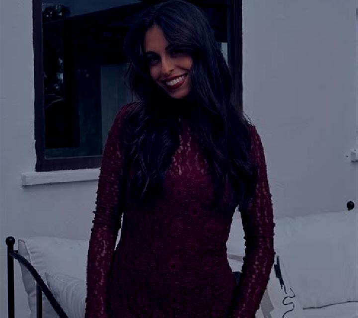 Sara Galbarros escort