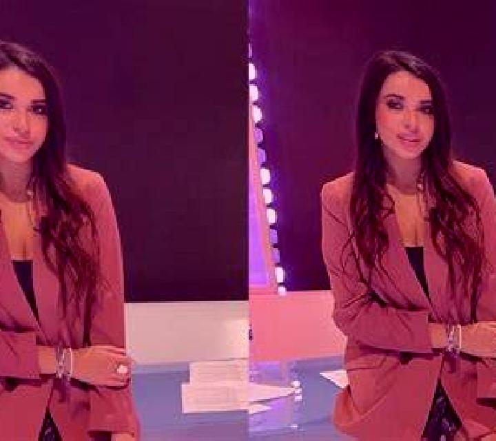 Sara Santa Maria de la Isla escort