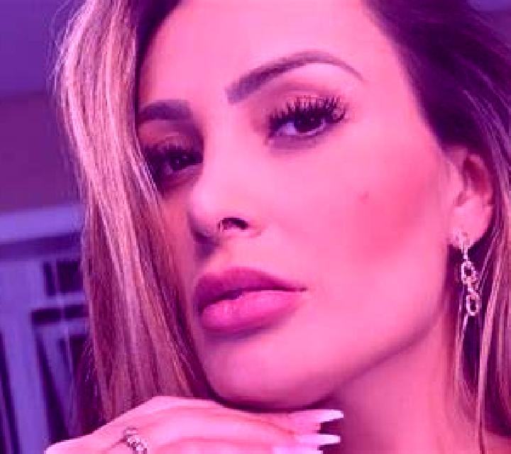 Sara Valverde de Alcala escort