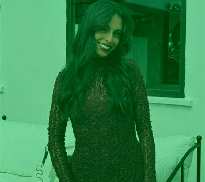 Selene 2 Aras escort