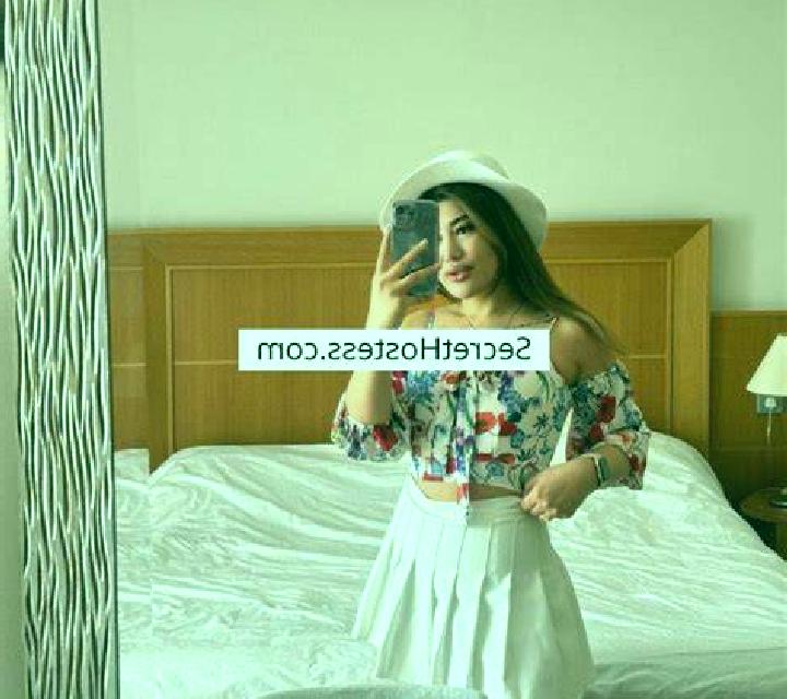 Selene 2 Castillo de Locubin escort