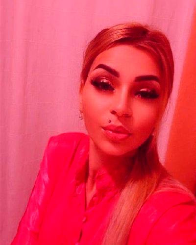 Valentina Bolulla escort