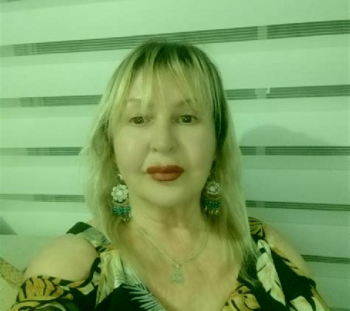 Valentina Pesoz escort
