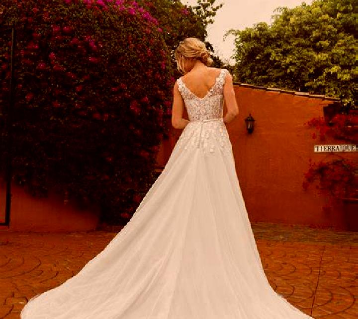 Ximena Montbau escort