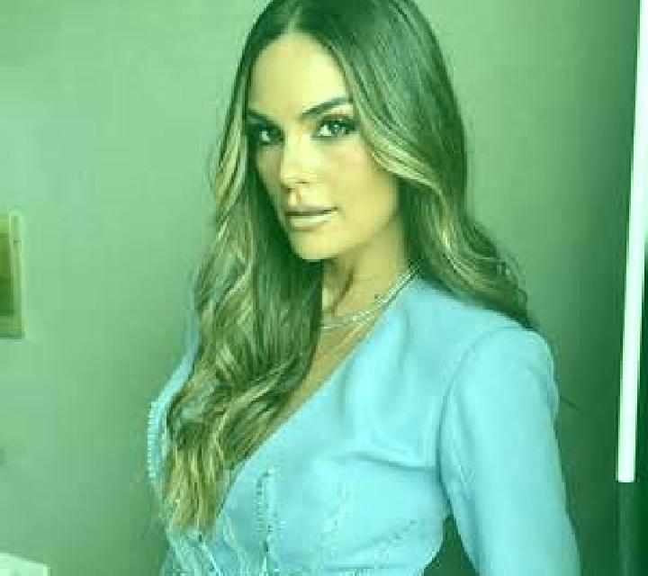 Ximena Santiago de la Ribera escort