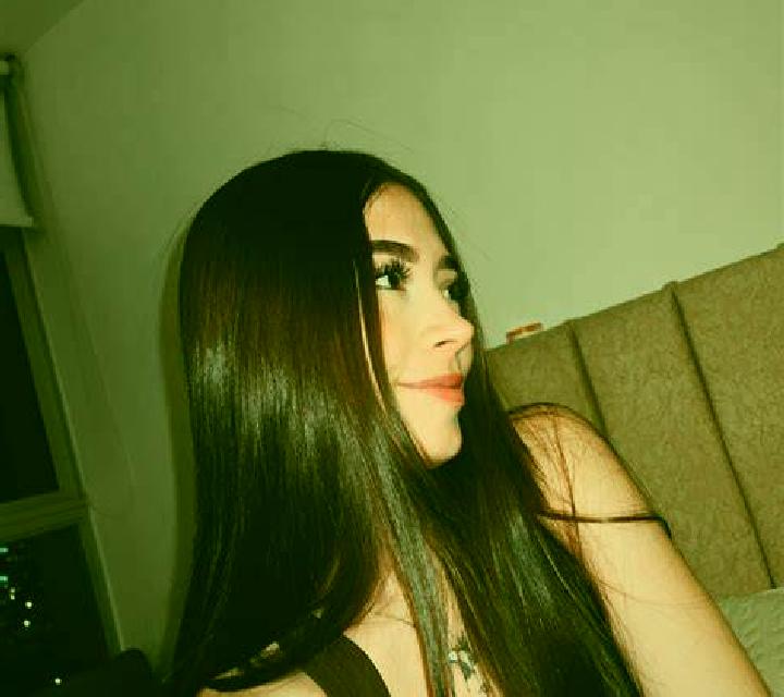 Zara 3 Canyelles escort