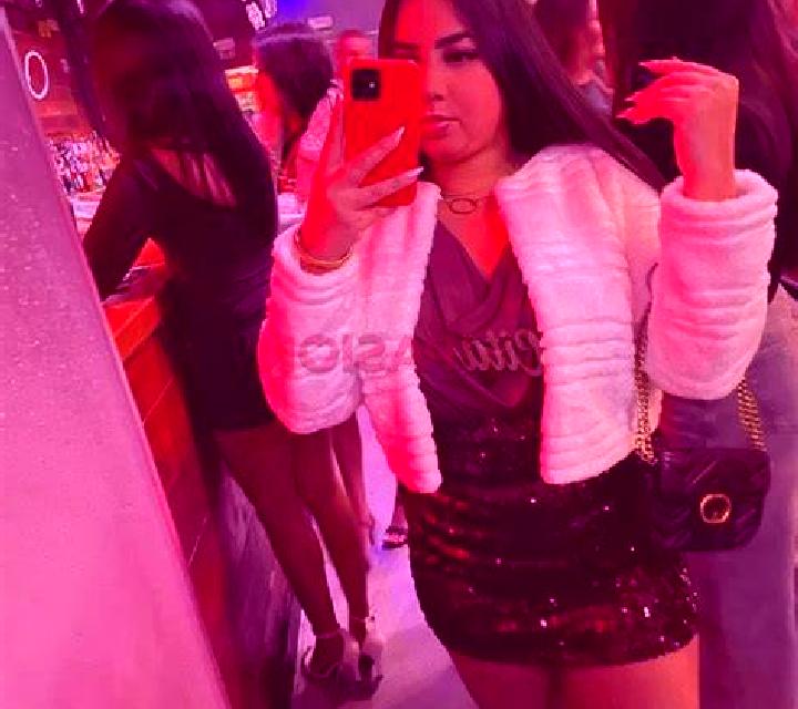 Zara 3 Hoyorredondo escort