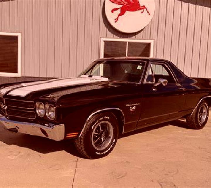 Zara Fuentearmegil escort